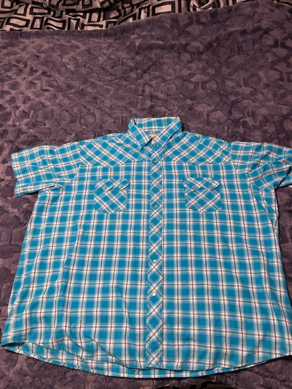 Wrangler Turquoise Plaid Short-Sleeve Button-Down Shirt
